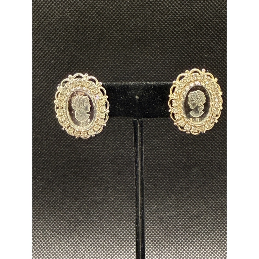 Vintage Cameo Rhinestone Screw Back Earrings Silver Tone Glass Intaglio Oval